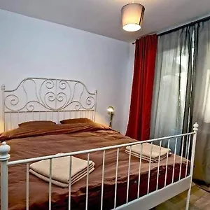 Poetry I Piata Victorei Apartament
