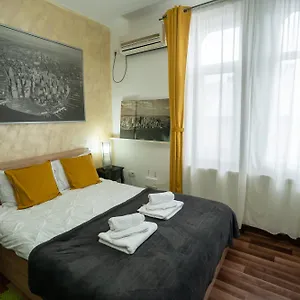 Old Center Universitate Coltea - Cav9 Apartament