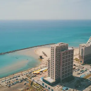 מגדל אלמוג - בלו ביץ' על הים , חיפה ישראל