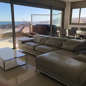 Luxury Exclusive Top Class Apartment on the sea with best sea view&jacuzzi רק למשפחות !!!! , אילת ישראל