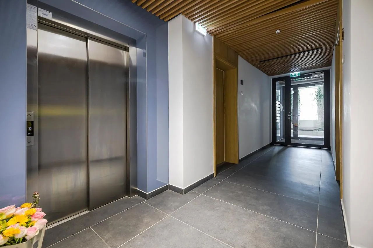 Bucharest Luxury Apartments 0*,  רומניה