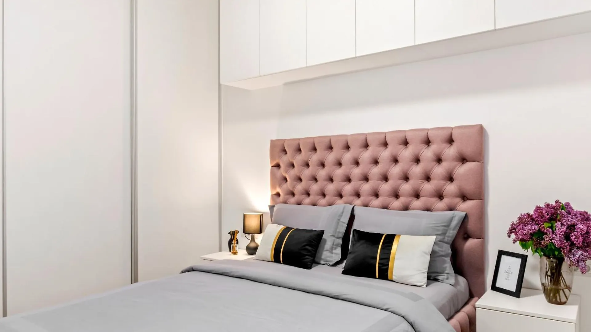 Bucharest Luxury Apartments רומניה
